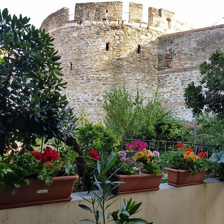 Frida'S House In Old Town Thessaloniki Apartment Exterior photo